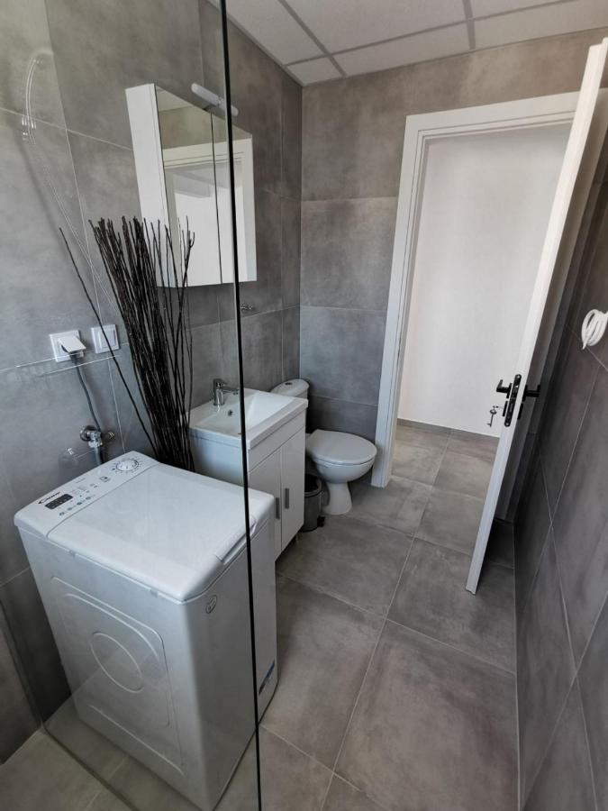 Ikarus Apartment Athens Exterior photo